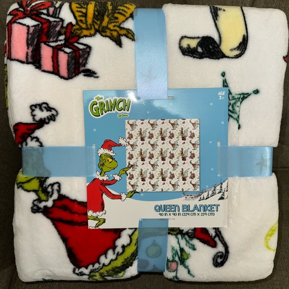 The Grinch Christmas Throw Blanket